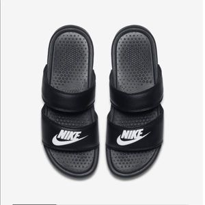 NWT - Women’s Benassi Slides - Black - Size 6